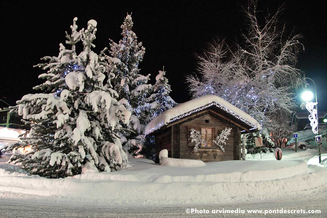 hébergement logement de vacances à la clusaz séjour ski gite chalet alpes france photo arvimedia